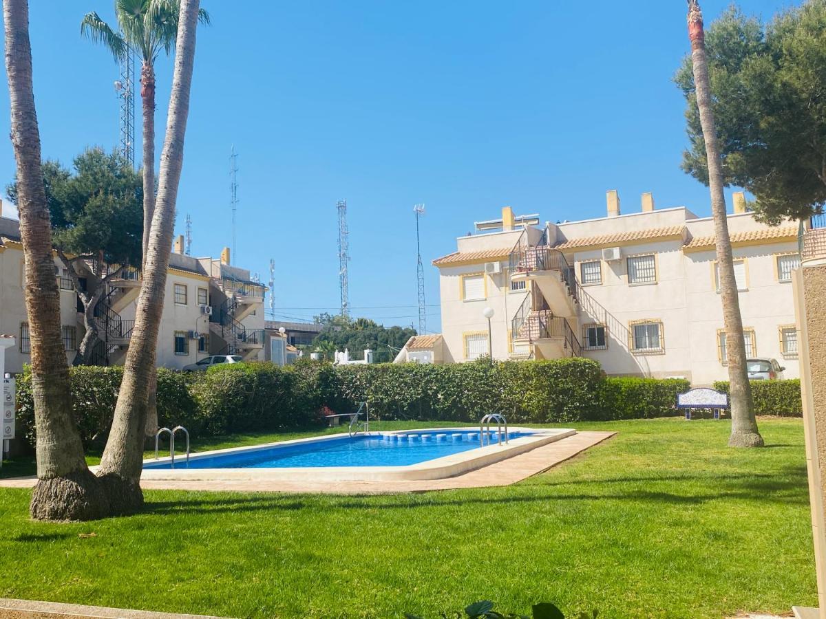 Saint James Park 2 Dormitorios Orihuela Eksteriør bilde